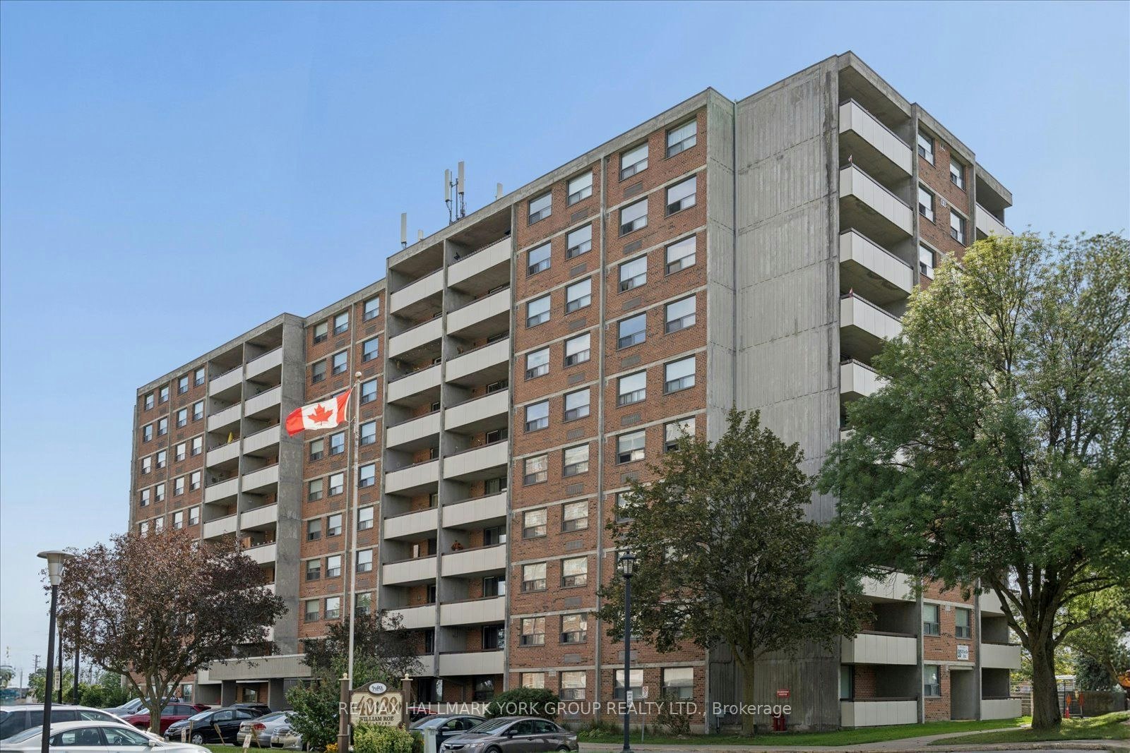 405-20 William Roe Boulevard, Newmarket, ON, L3Y 5V6