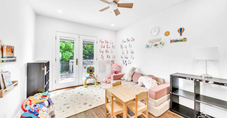 Main-702 Leeder Court, Newmarket, ON, L3Y 5A7 - 14