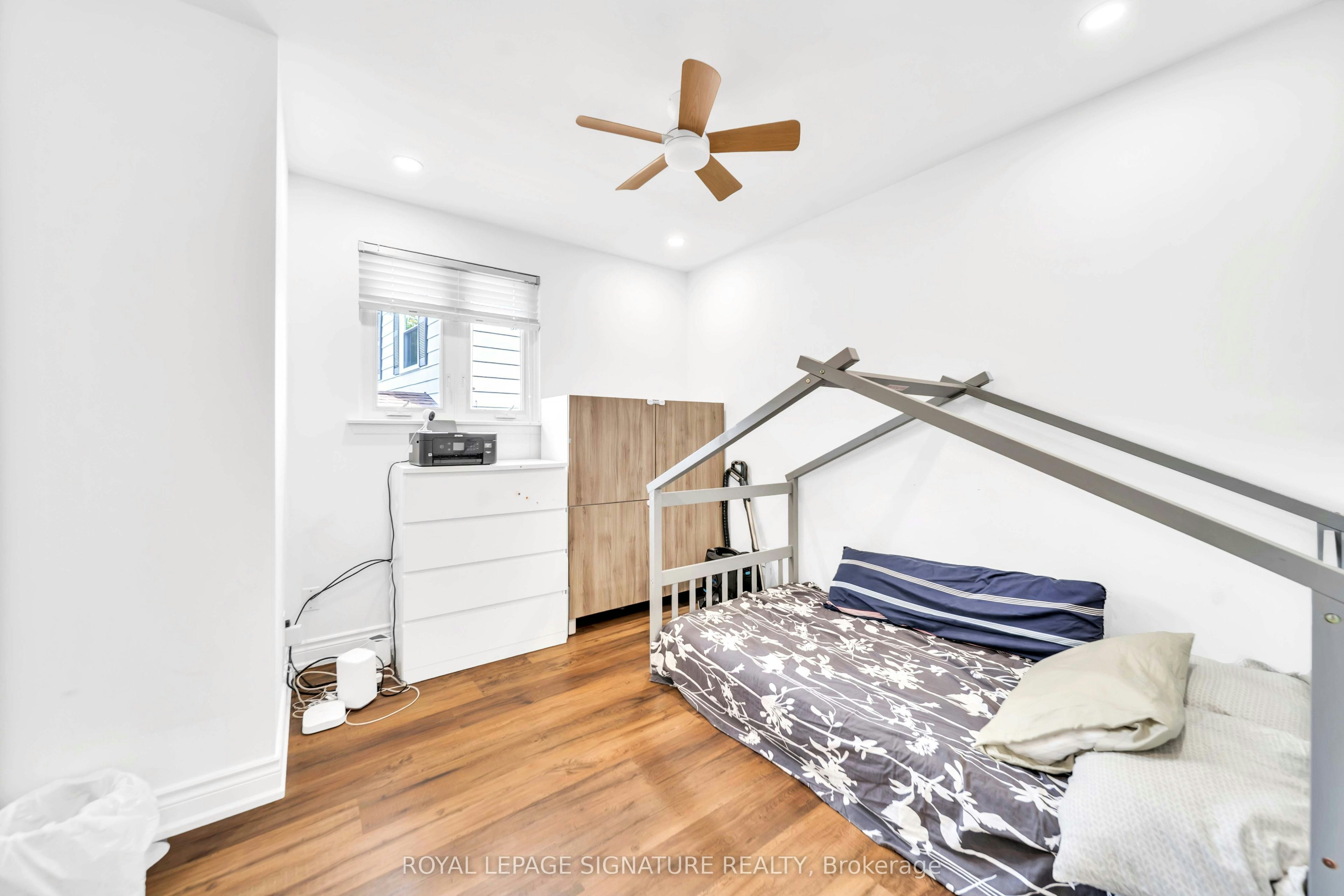 Main-702 Leeder Court, Newmarket, ON, L3Y 5A7 - 12