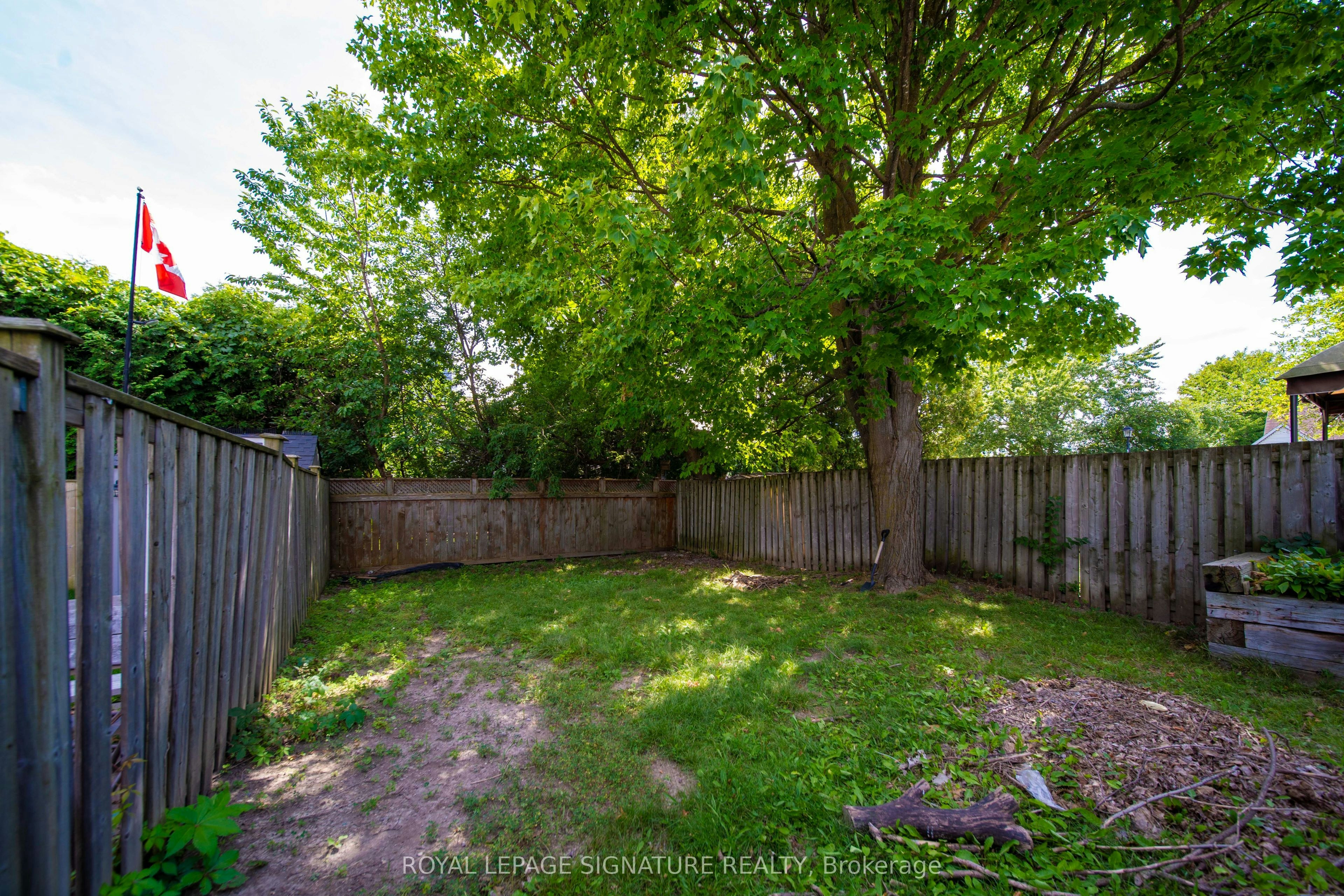 Main-702 Leeder Court, Newmarket, ON, L3Y 5A7 - 24