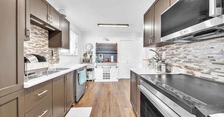 Main-702 Leeder Court, Newmarket, ON, L3Y 5A7 - 11