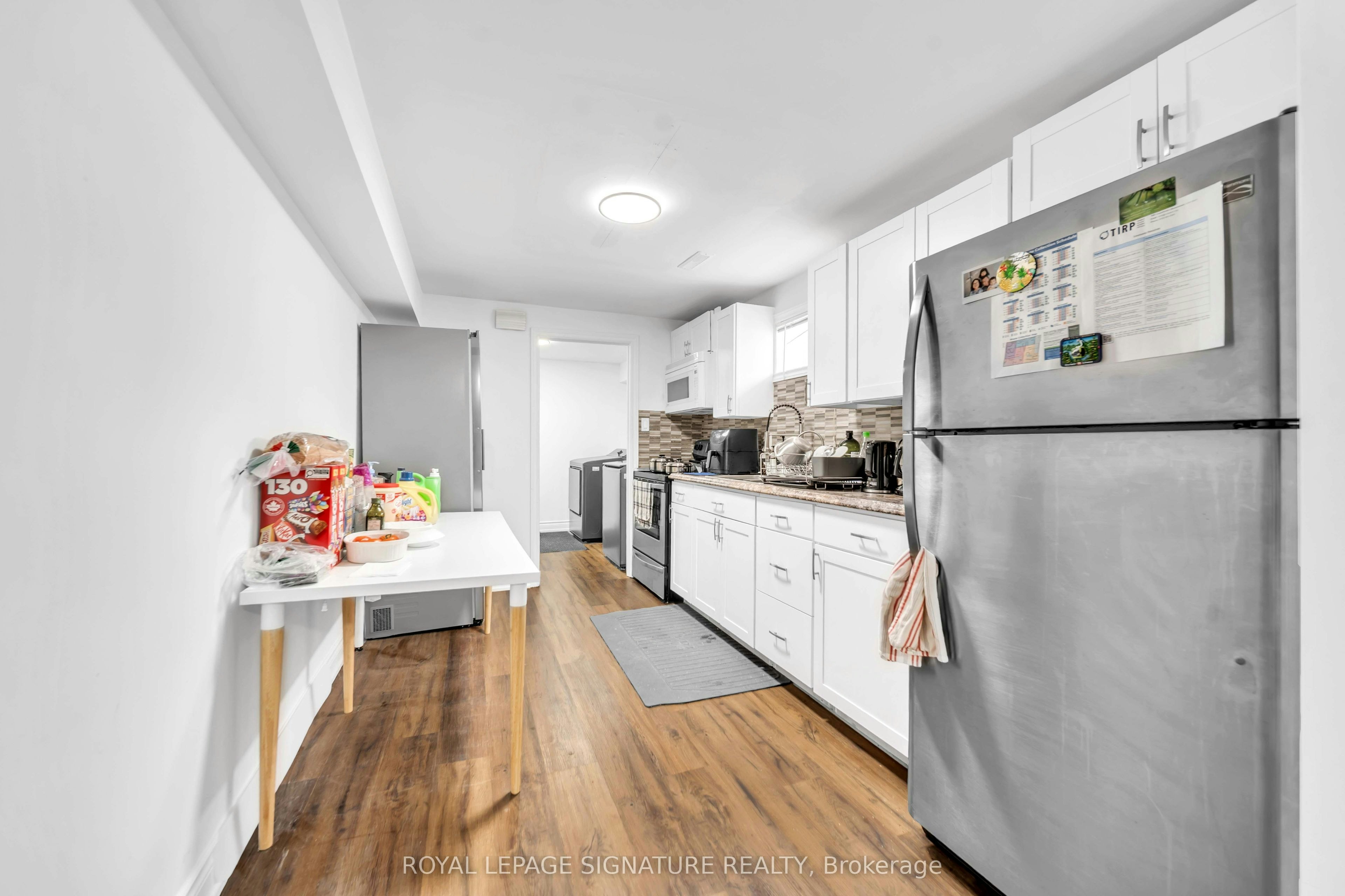 Bsmt-702 Leeder Court, Newmarket, ON, L3Y 5A7