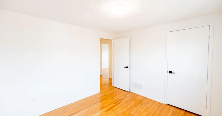 UPPER-20 Terra Road, Vaughan, ON, L4L 3J5 - 24