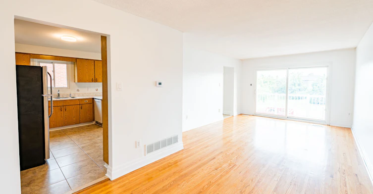 UPPER-20 Terra Road, Vaughan, ON, L4L 3J5 - 12