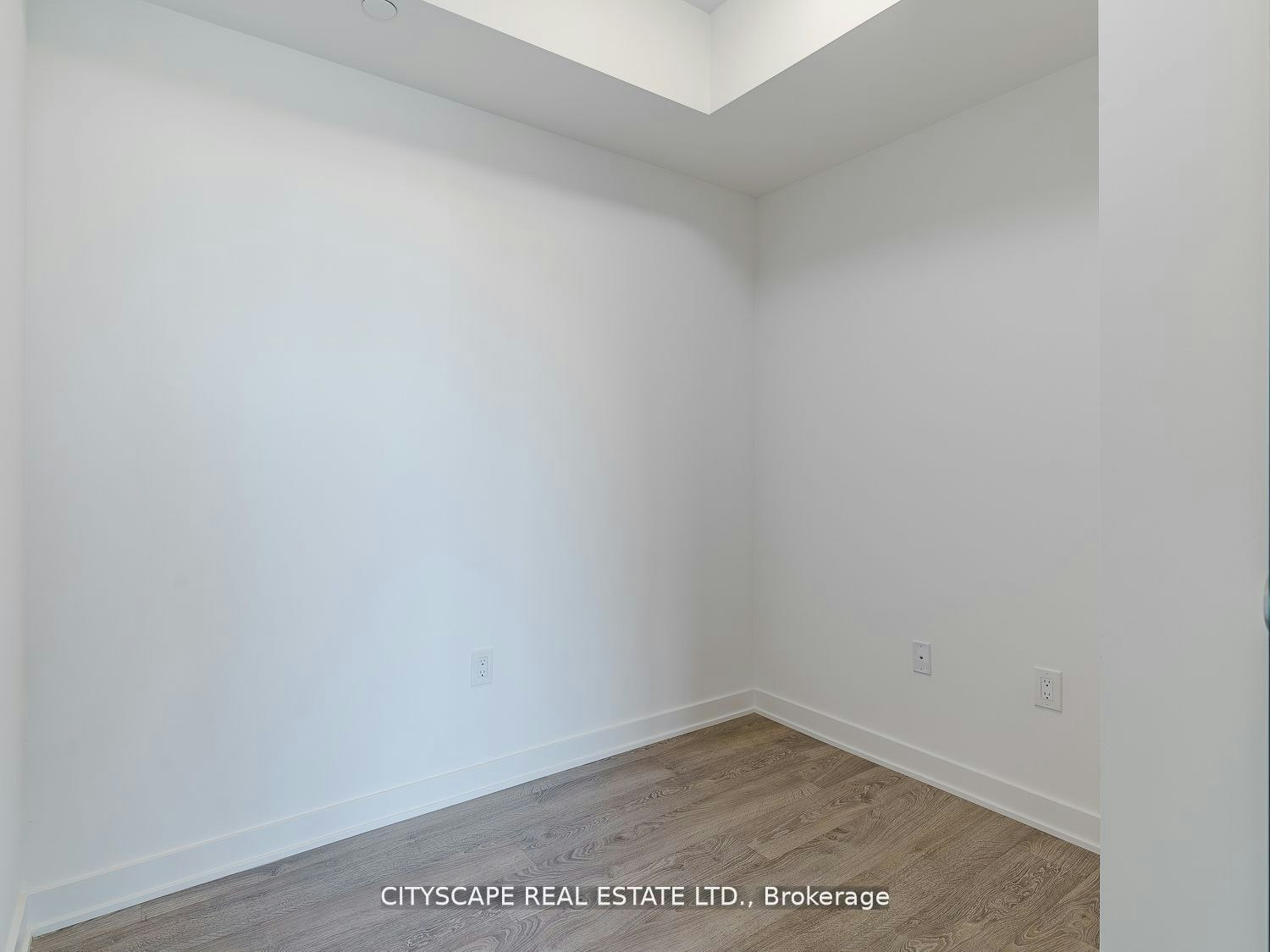 405-120 Eagle Rock Way, Vaughan, ON, L6A 5C2 - 16