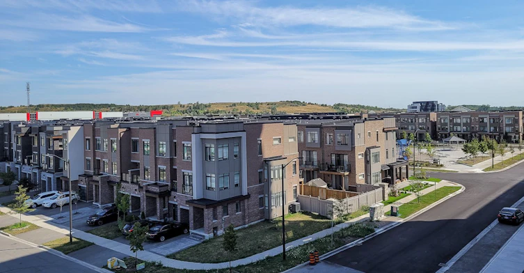 405-120 Eagle Rock Way, Vaughan, ON, L6A 5C2 - 29