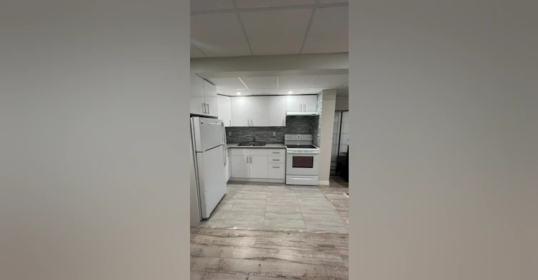 9 Claudview Street, King, ON, L7B 0C6 - 2