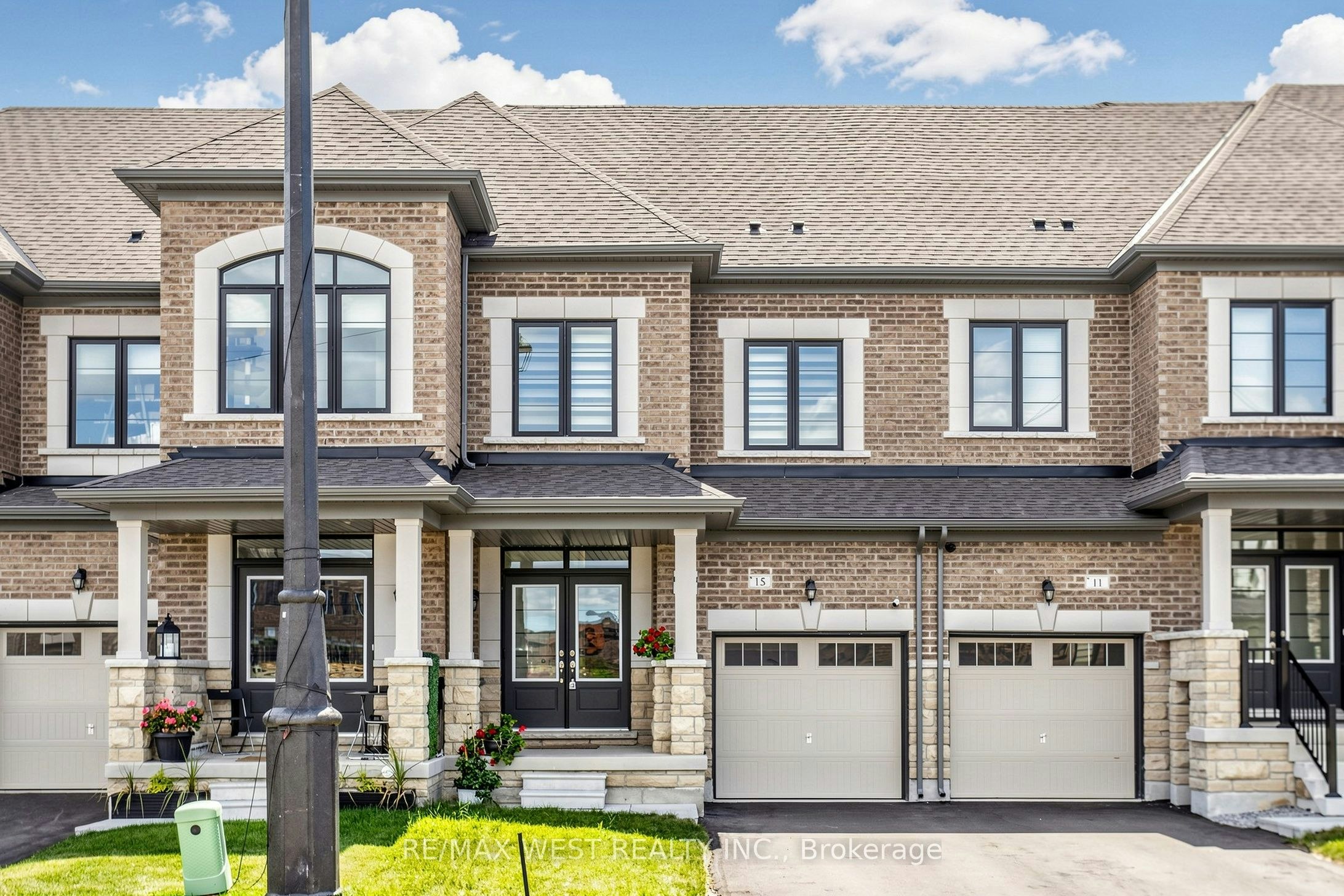 15 Kinloss Street, Vaughan, ON, L4H 5J6