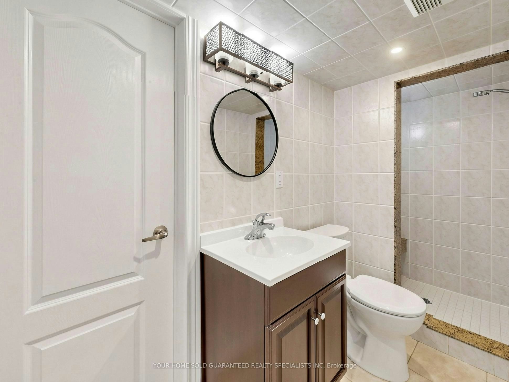 Lower Unit-235 Caproni Drive, Vaughan, ON, L6A 1X7 - 10