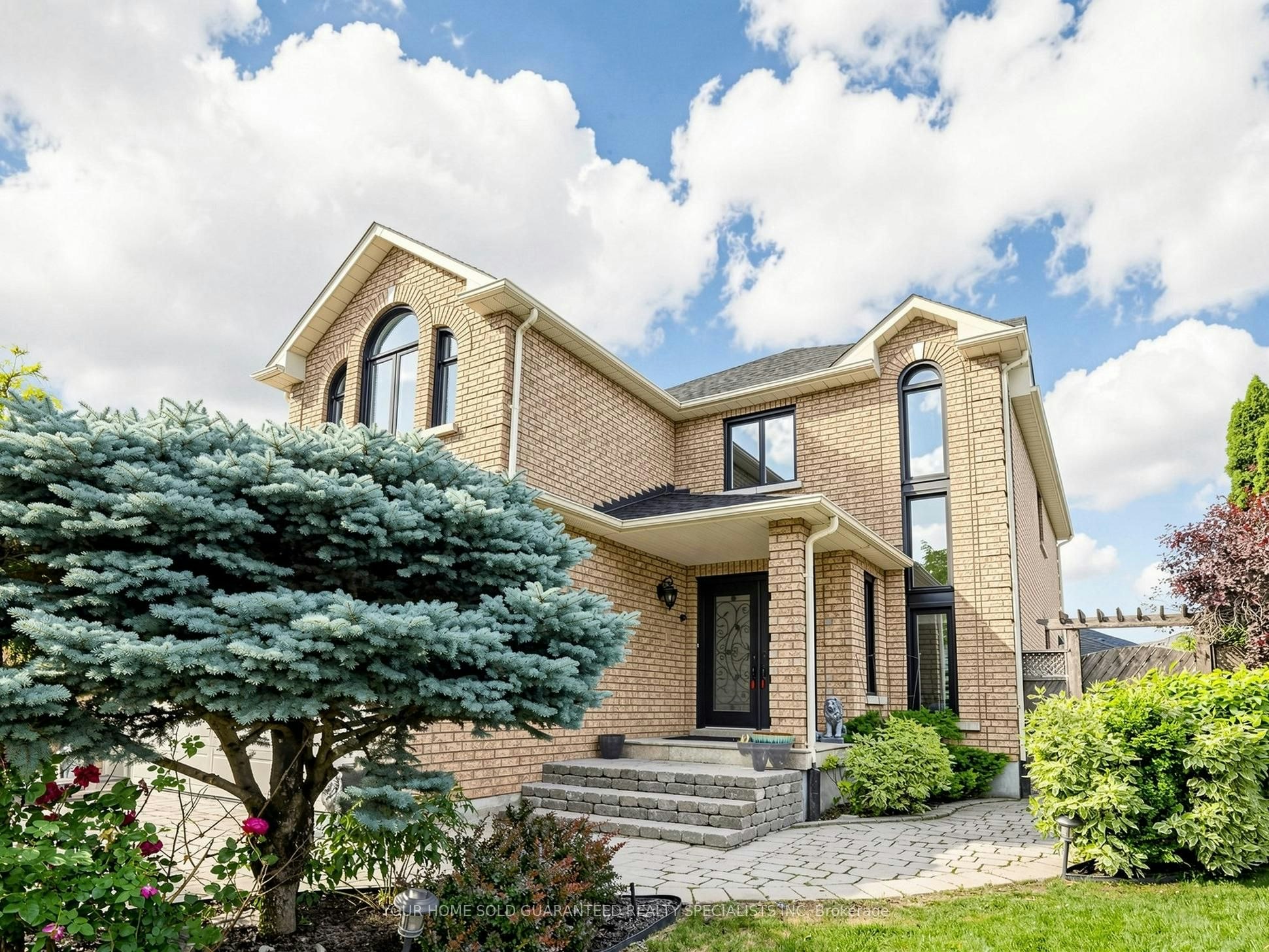 Lower Unit-235 Caproni Drive, Vaughan, ON, L6A 1X7 - 2