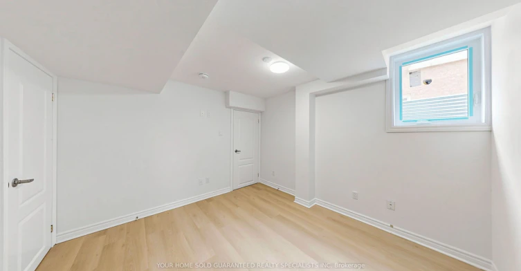 Lower Unit-235 Caproni Drive, Vaughan, ON, L6A 1X7 - 13