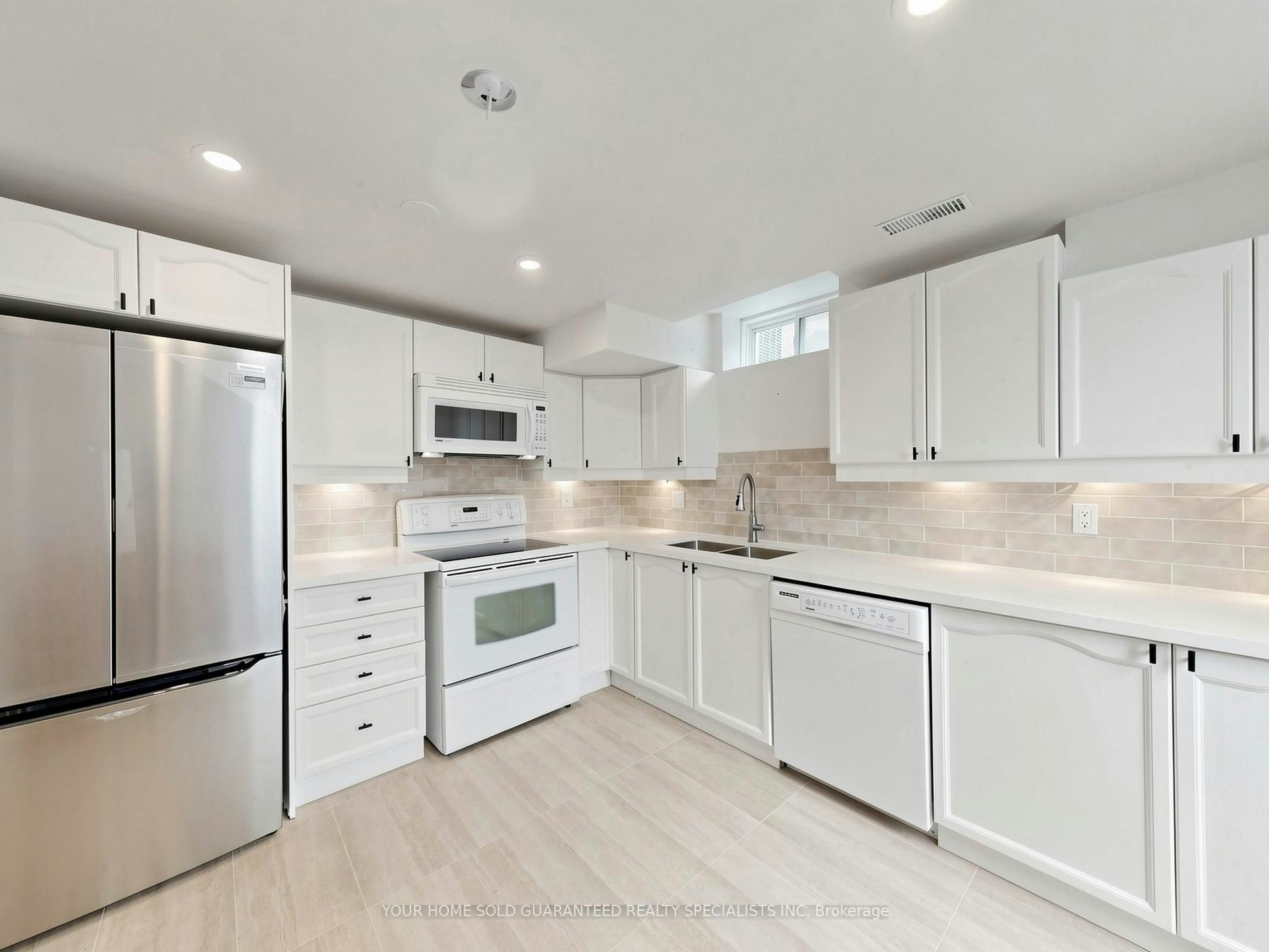 Lower Unit-235 Caproni Drive, Vaughan, ON, L6A 1X7 - 6