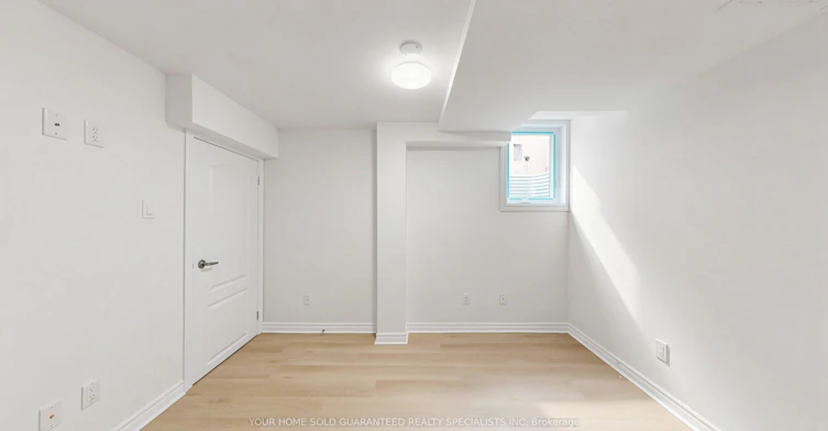Lower Unit-235 Caproni Drive, Vaughan, ON, L6A 1X7 - 16