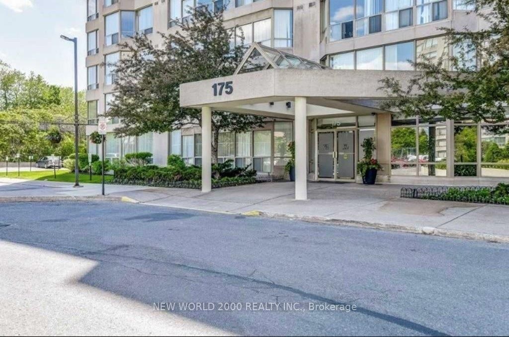 902-175 Cedar Avenue, Richmond Hill, ON, L4C 9V3 - 2