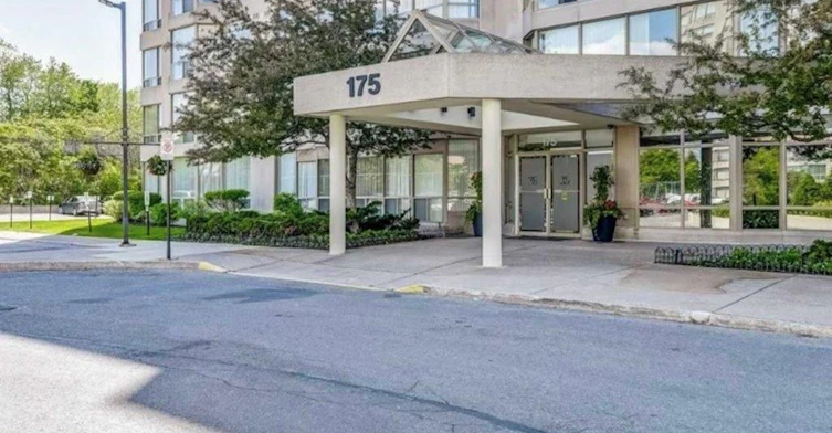 902-175 Cedar Avenue, Richmond Hill, ON, L4C 9V3 - 2