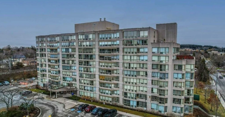 902-175 Cedar Avenue, Richmond Hill, ON, L4C 9V3