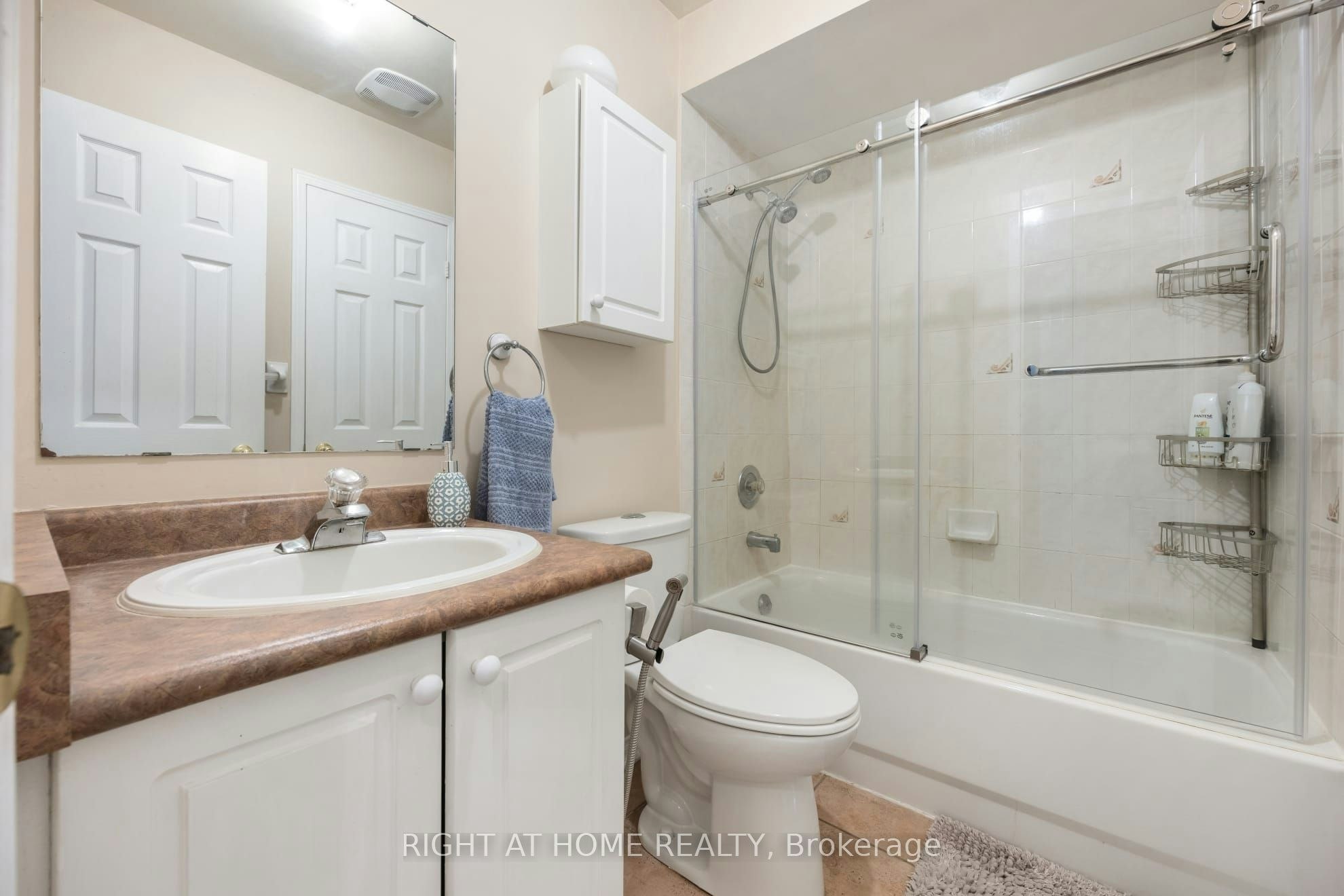 54 Amberhill Way, Aurora, ON, L4G 7E1 - 7