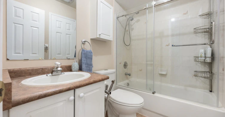 54 Amberhill Way, Aurora, ON, L4G 7E1 - 7