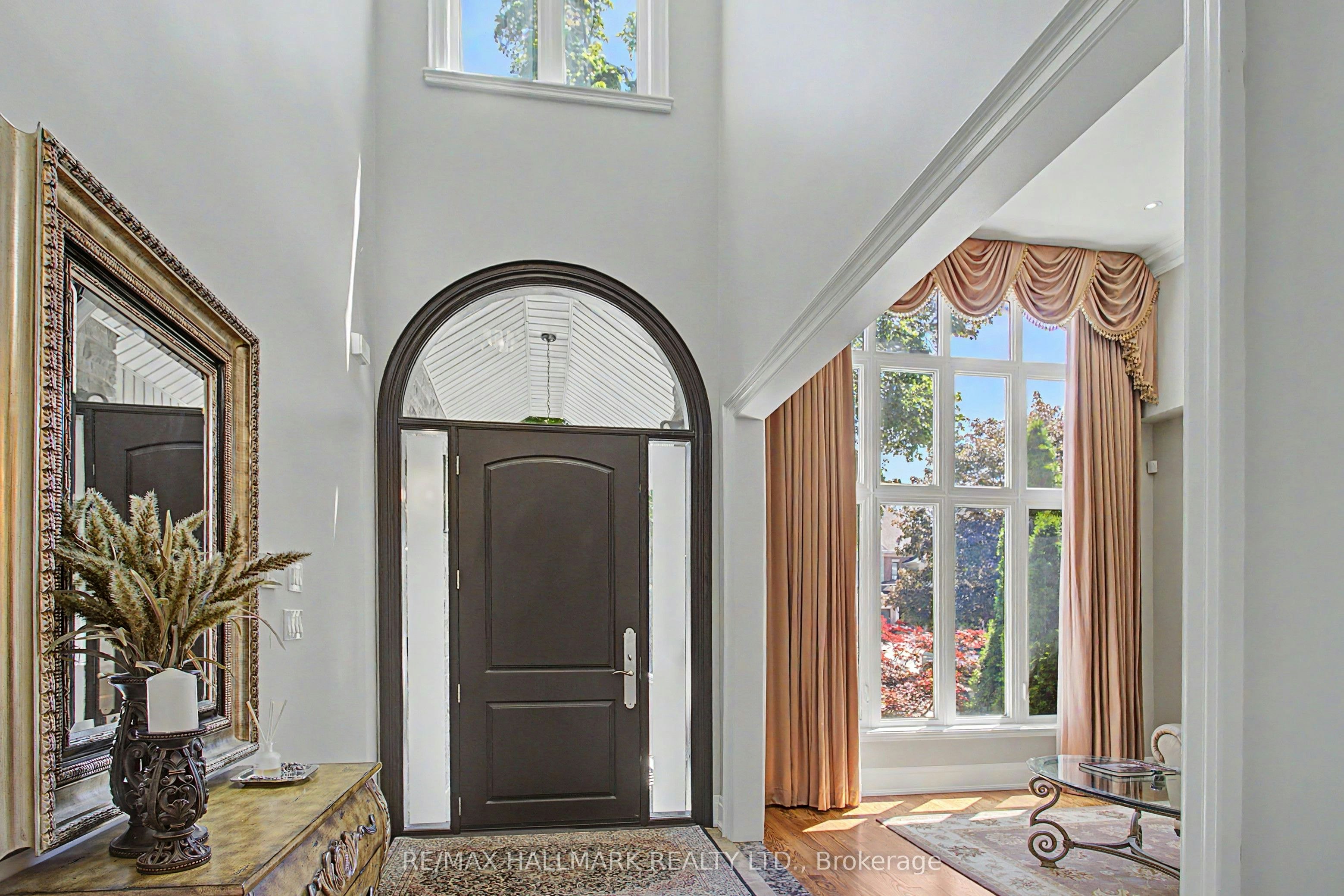 102 Duncan Road, Richmond Hill, ON, L4C 6J7
