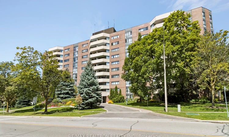 208-40 Baif Boulevard