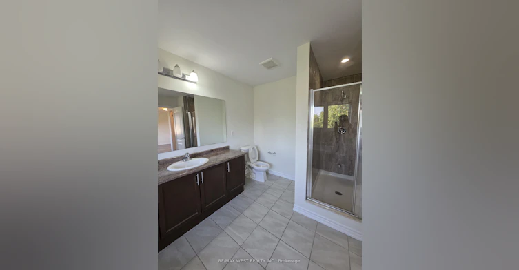 (Main)-11 Chessington Avenue, East Gwillimbury, ON, L9N 0R5 - 12