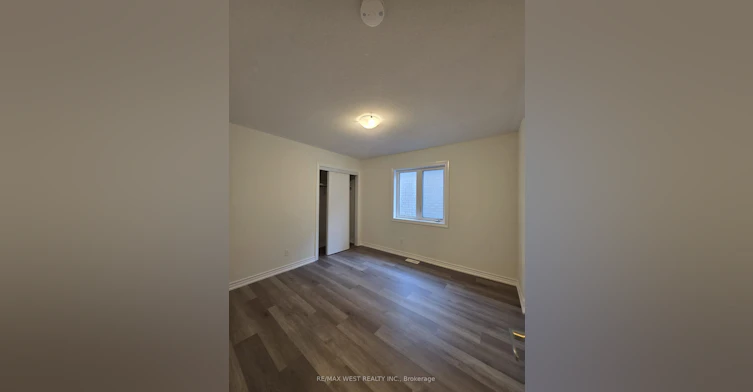 (Main)-11 Chessington Avenue, East Gwillimbury, ON, L9N 0R5 - 15