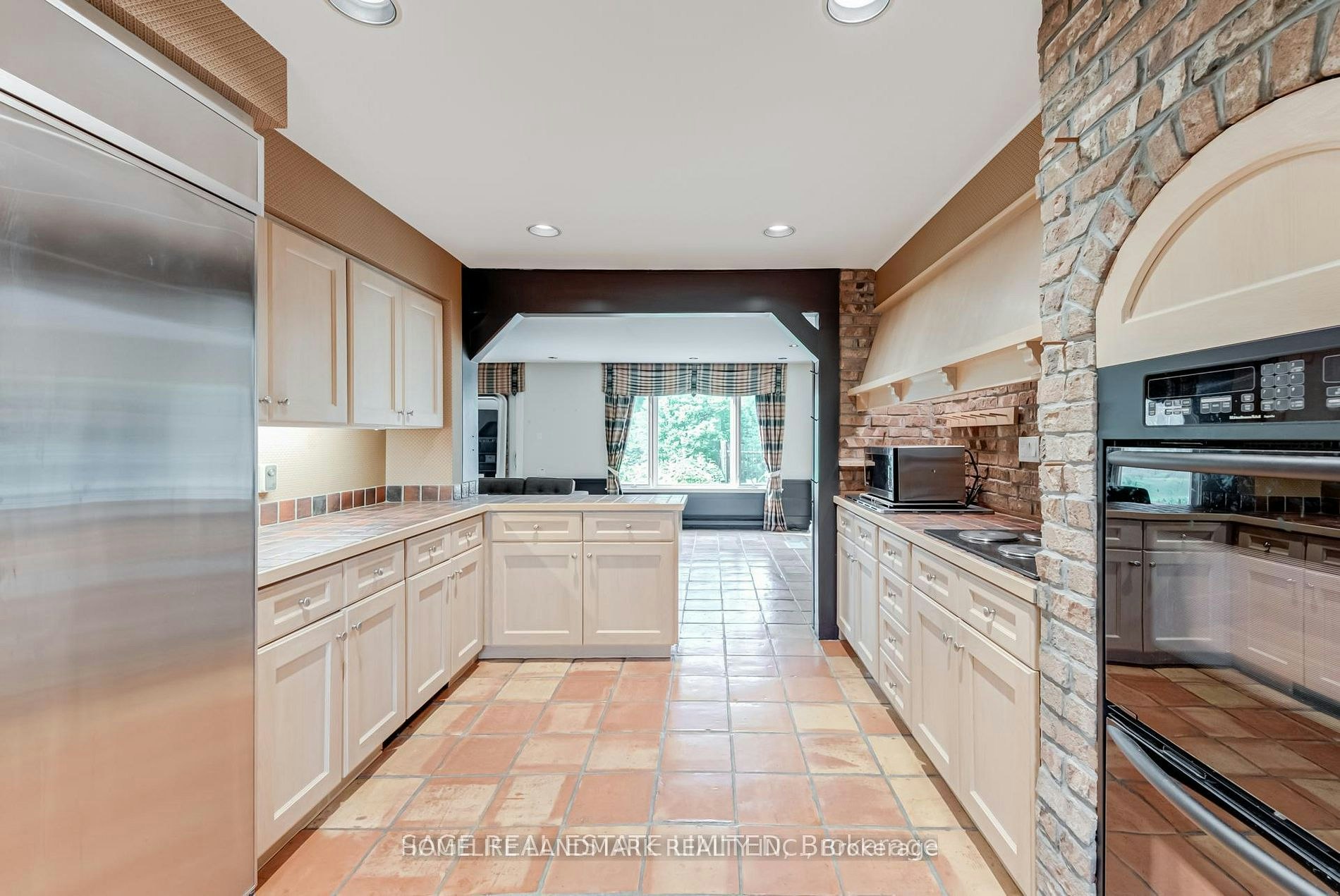 69 Fairway Heights Drive, Markham, ON, L3T 3A7 - 6
