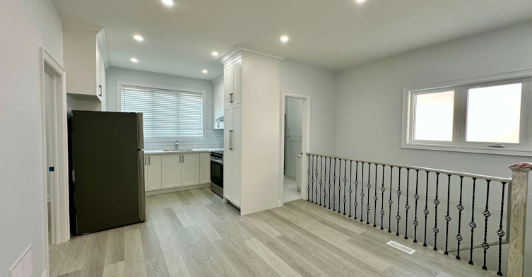 Coach-32 Toulouse Court, Markham, ON, L6B 1J5 - 7