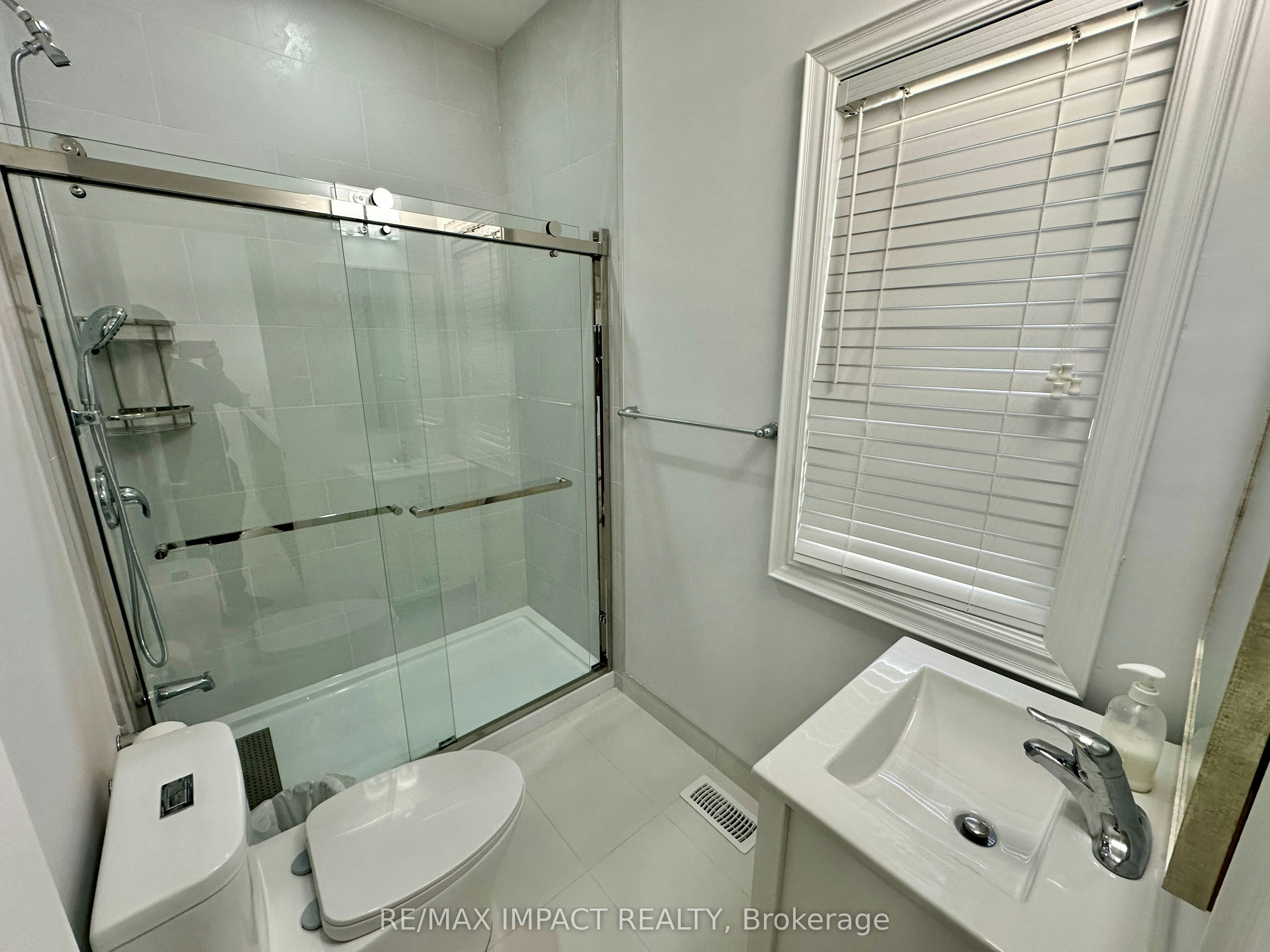 Coach-32 Toulouse Court, Markham, ON, L6B 1J5 - 13