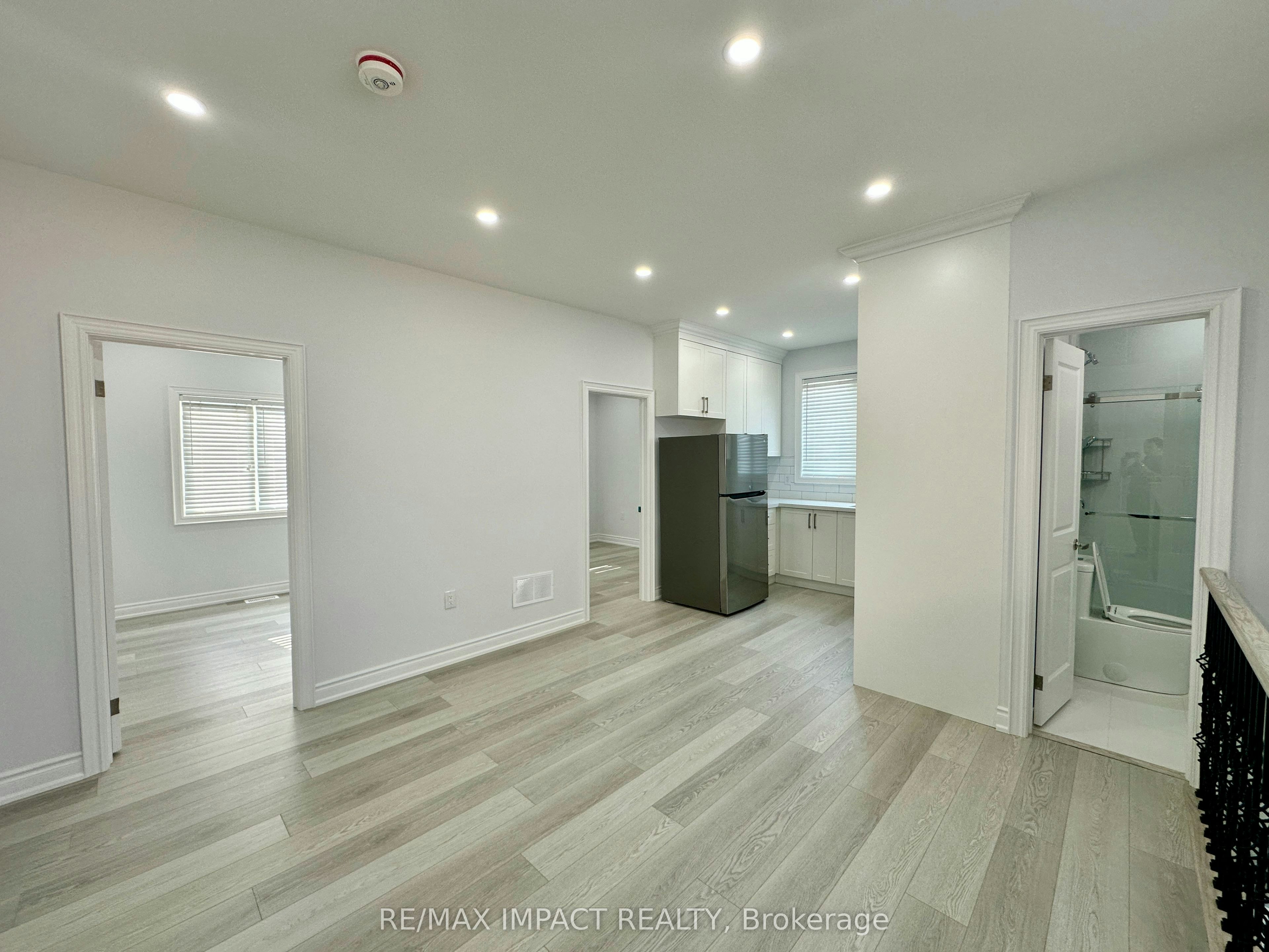 Coach-32 Toulouse Court, Markham, ON, L6B 1J5 - 6