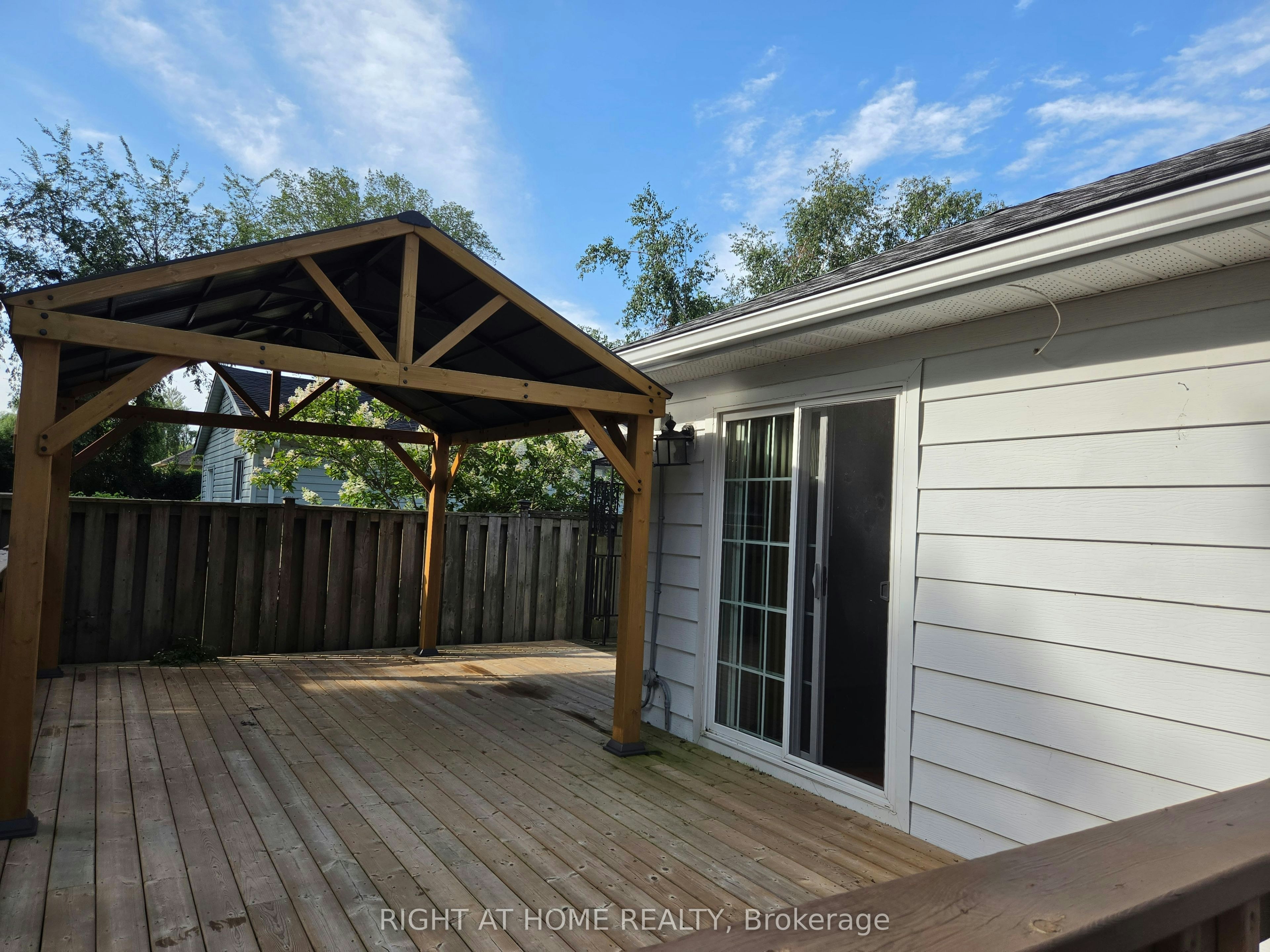 771 Third Avenue, Georgina, ON, L0E 1S0 - 16