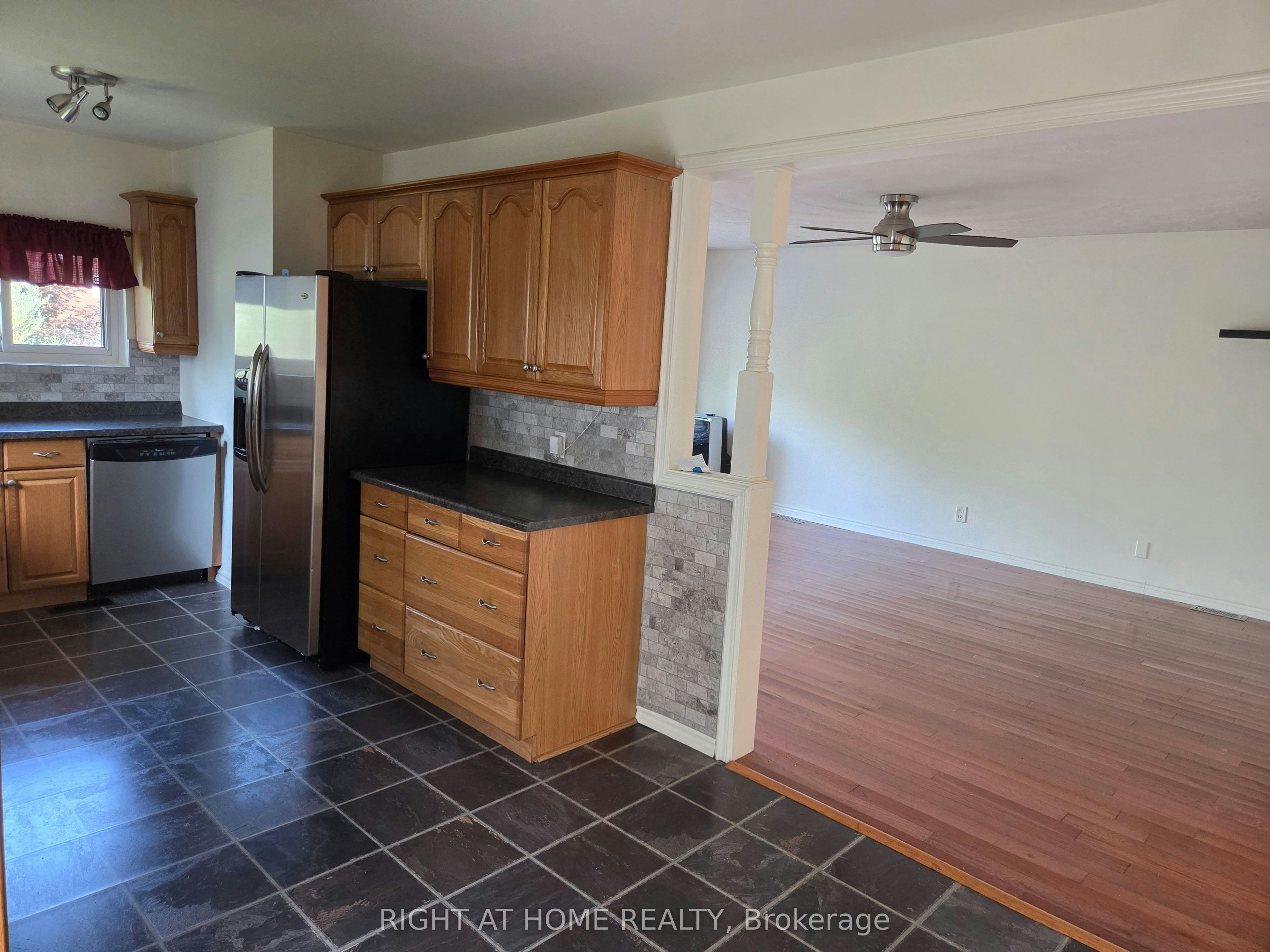 771 Third Avenue, Georgina, ON, L0E 1S0 - 6