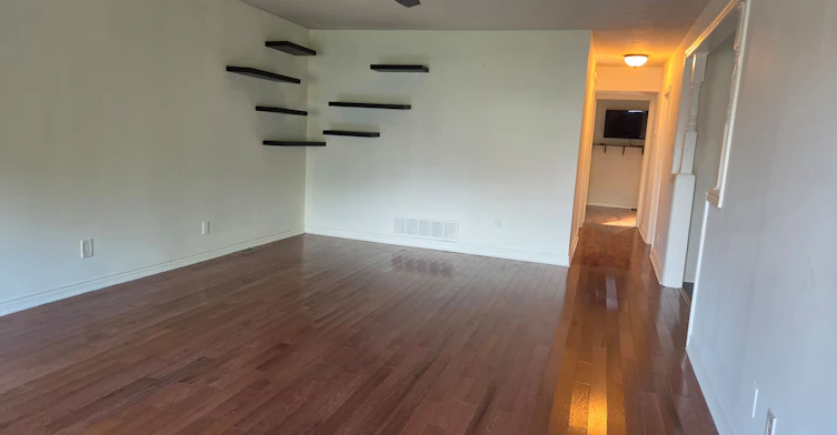 771 Third Avenue, Georgina, ON, L0E 1S0 - 4