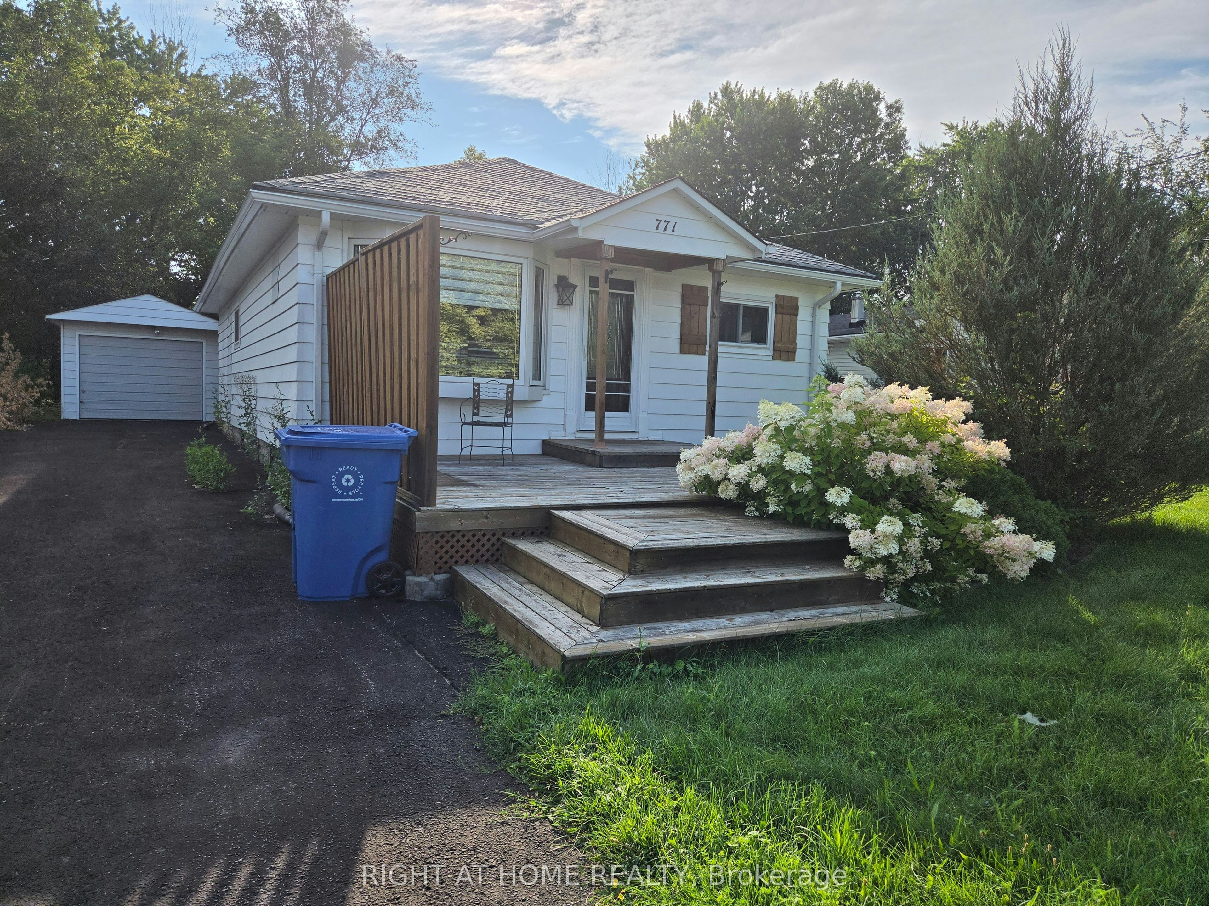 771 Third Avenue, Georgina, ON, L0E 1S0 - 2