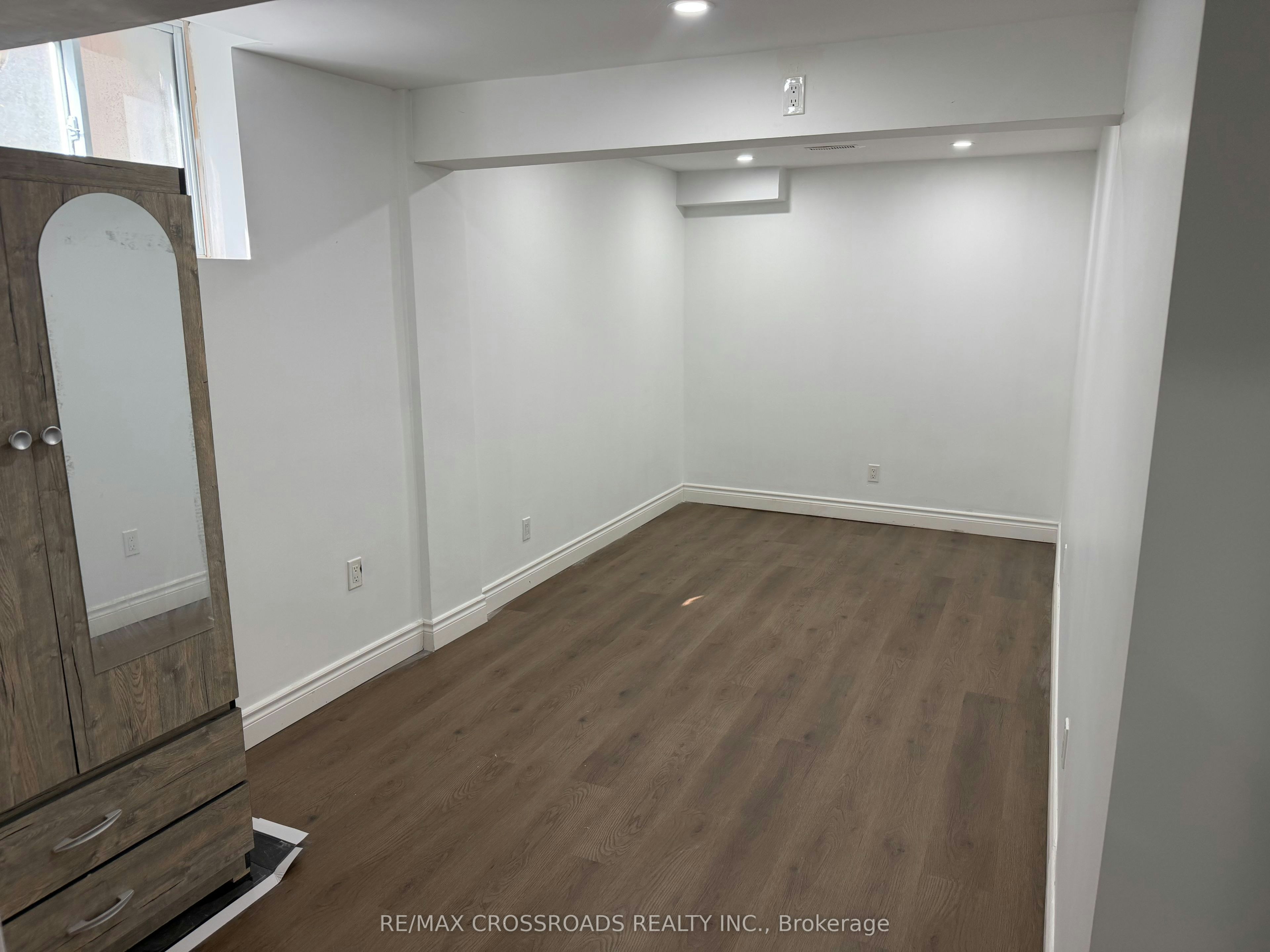 82 Jack Monkman Crescent, Markham, ON, L3S 0A4 - 2