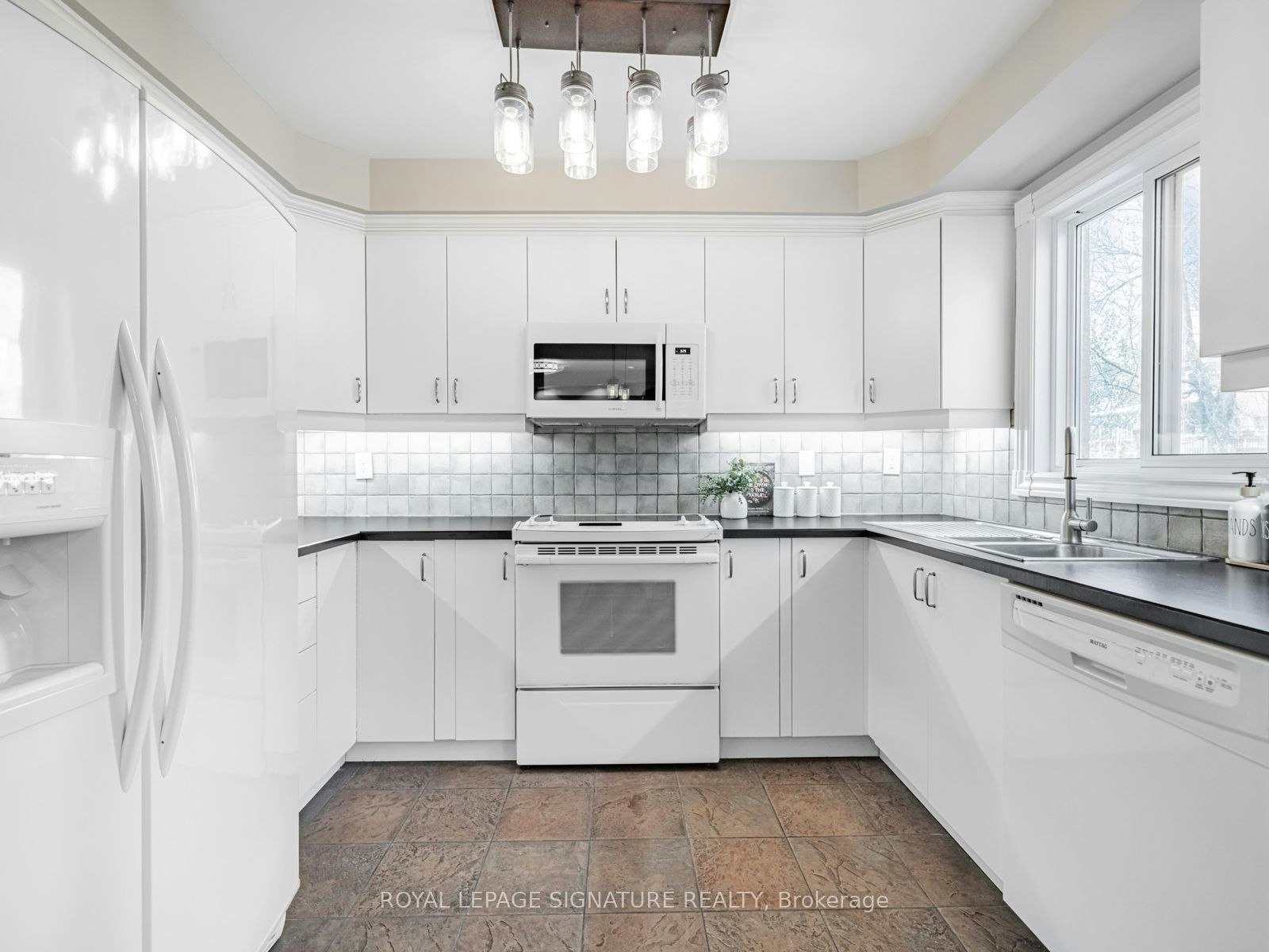 129 Chiswick Crescent, Aurora, ON, L4G 6P1 - 12