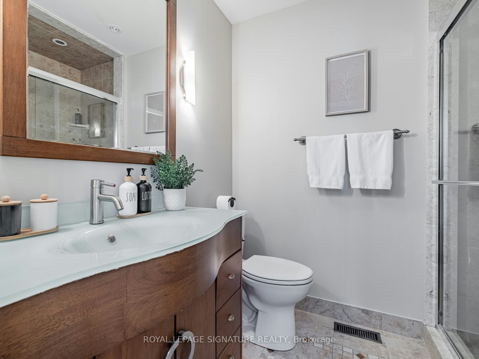 129 Chiswick Crescent, Aurora, ON, L4G 6P1 - 18