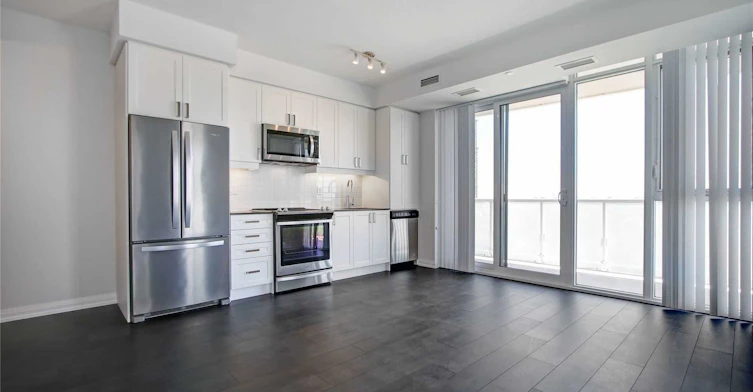 806-7895 Jane Street, Vaughan, ON, L4K 2M7 - 7