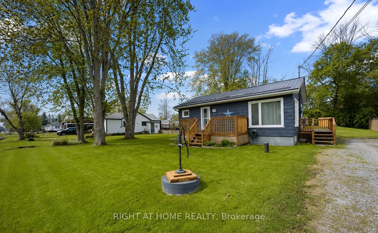 118 Sunset Beach Road, Georgina, ON, L0E 1N0
