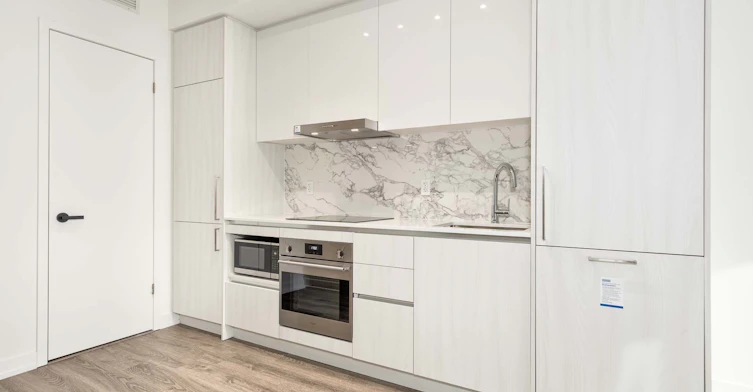 4210-195 Commerce Street, Vaughan, ON, L4K 0P9 - 3