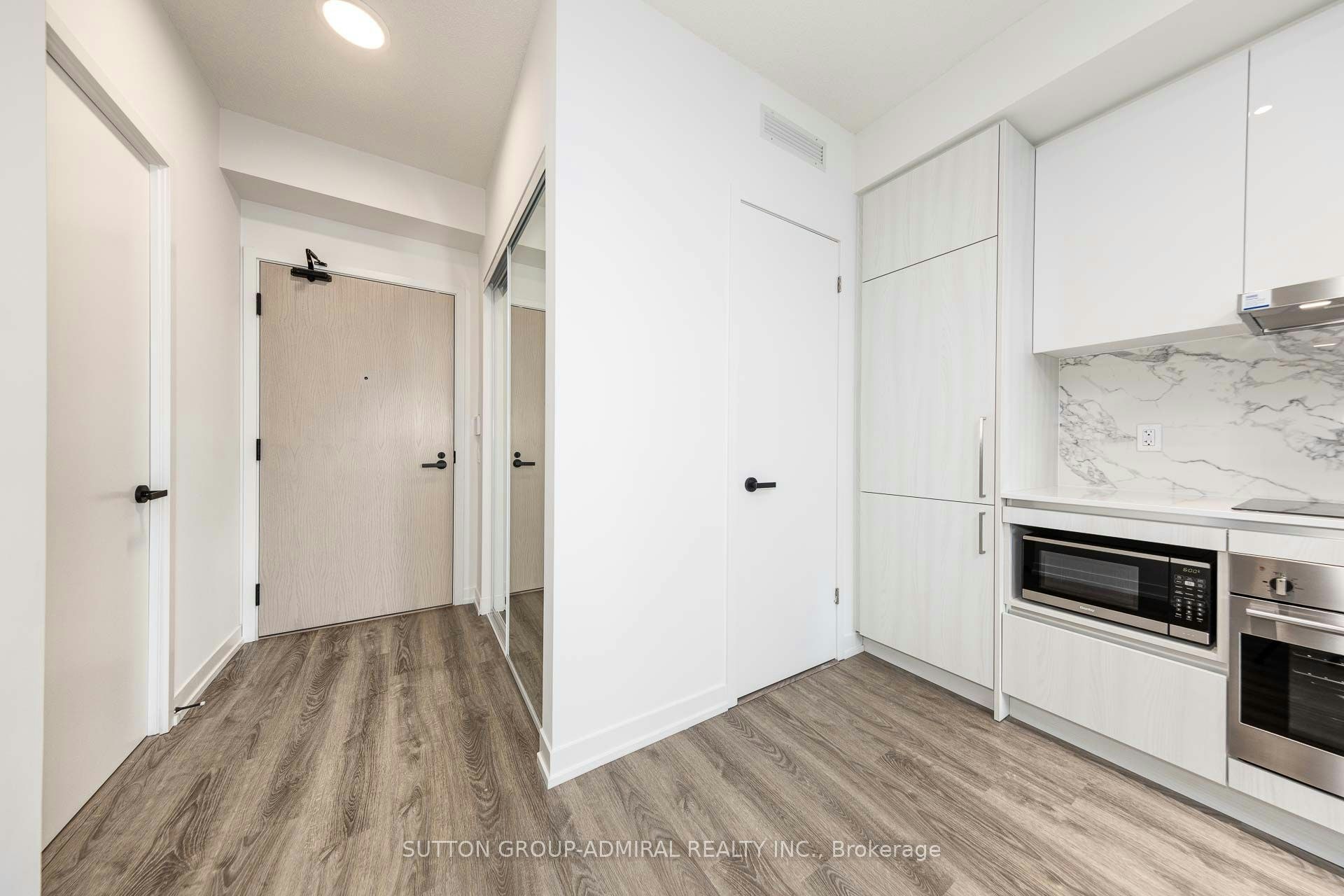 4210-195 Commerce Street, Vaughan, ON, L4K 0P9