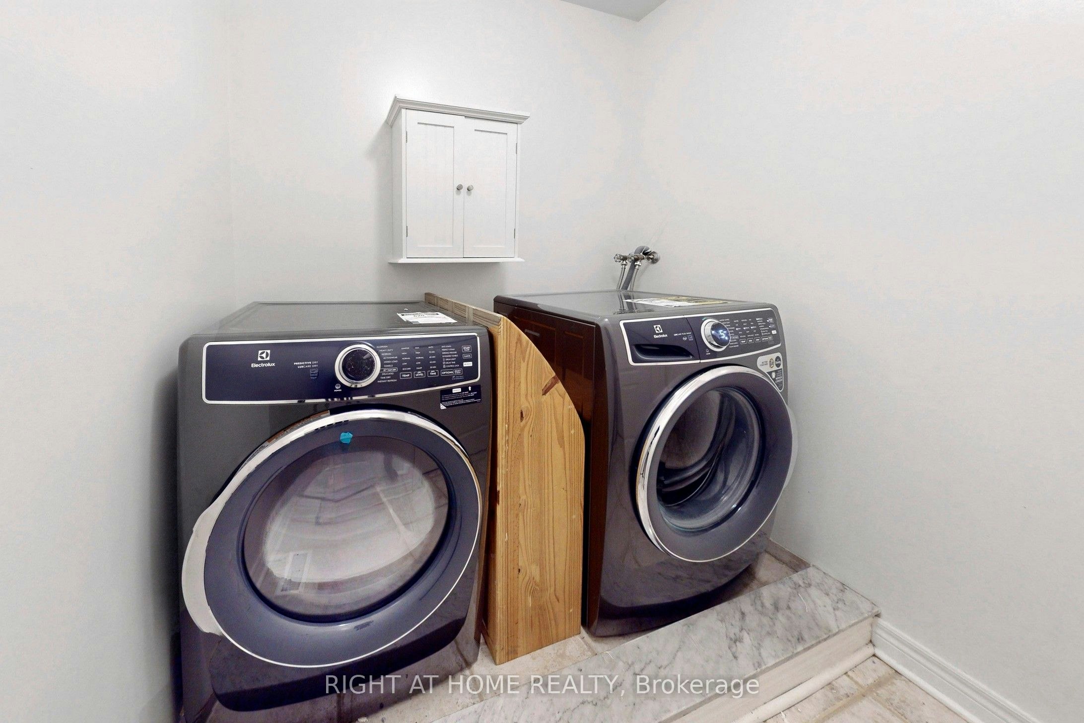 204 Everett Street, Markham, ON, L6E 1H2 - 46
