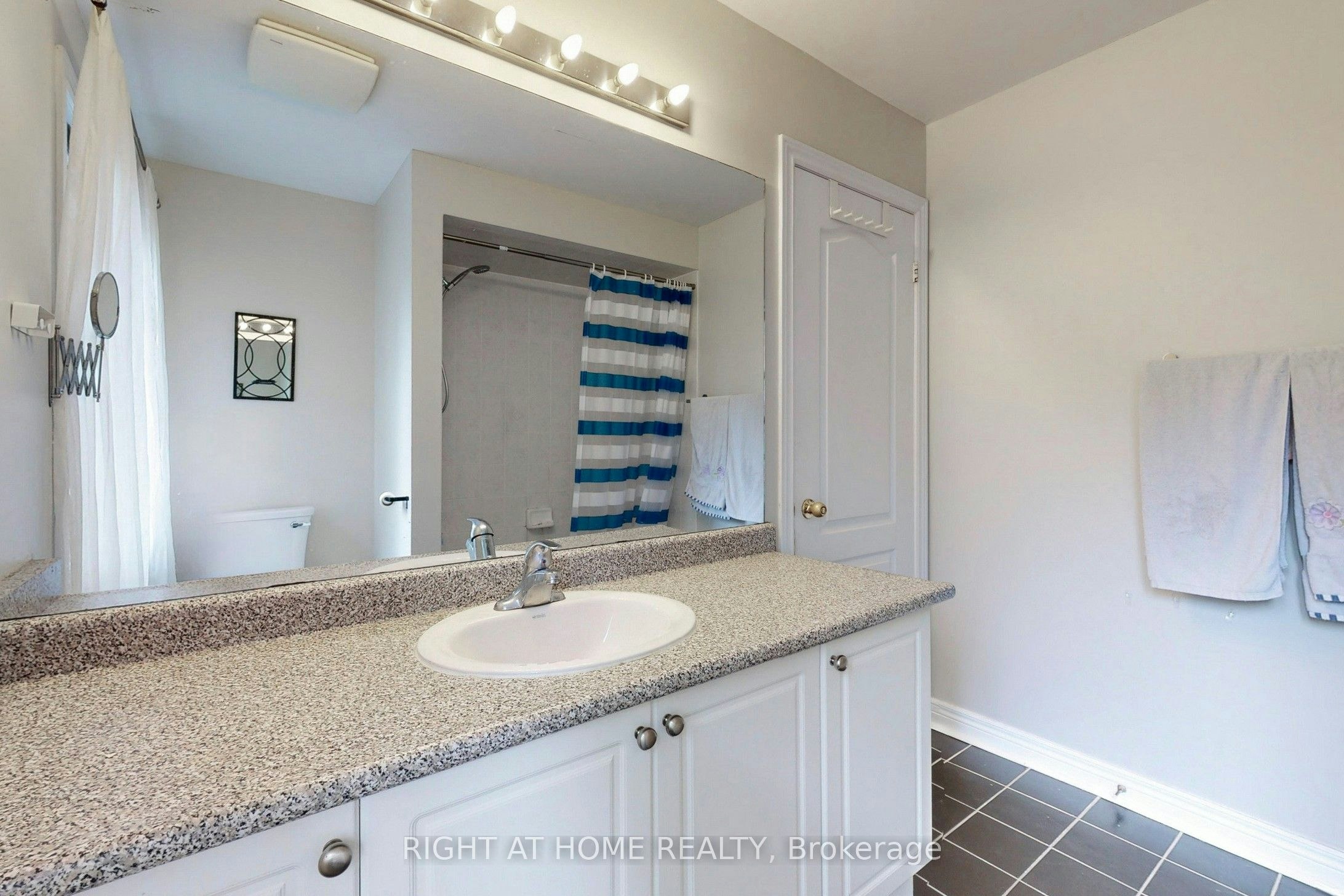 204 Everett Street, Markham, ON, L6E 1H2 - 44