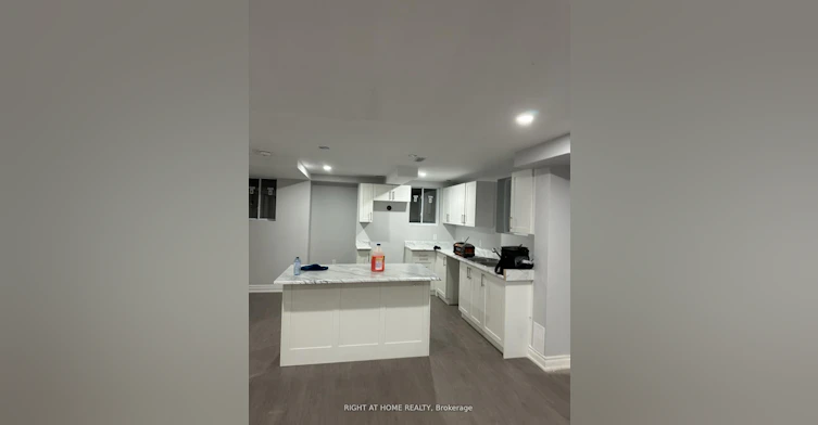 bsmt-31 Empire Drive, Bradford West Gwillimbury, ON, L3Z 4J1 - 4