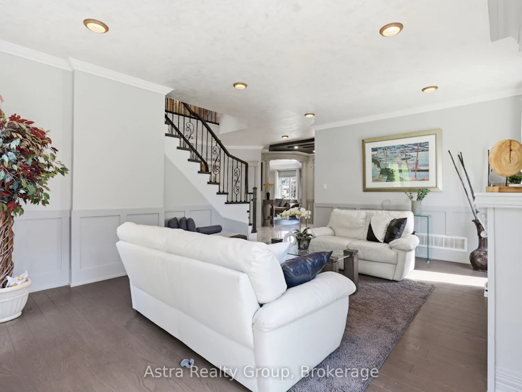 74 Kootenay Ridge, Vaughan, ON, L6A 2V9 - 8