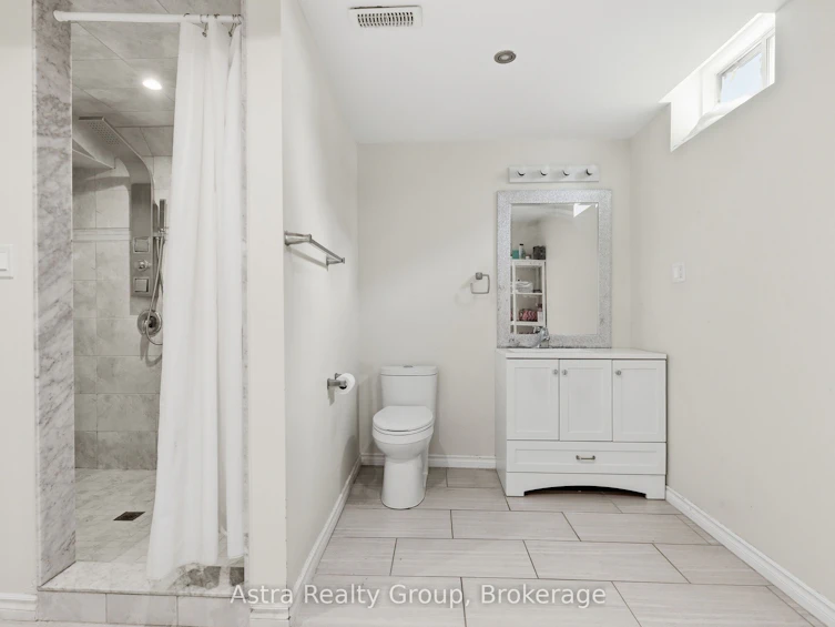 74 Kootenay Ridge, Vaughan, ON, L6A 2V9 - 35