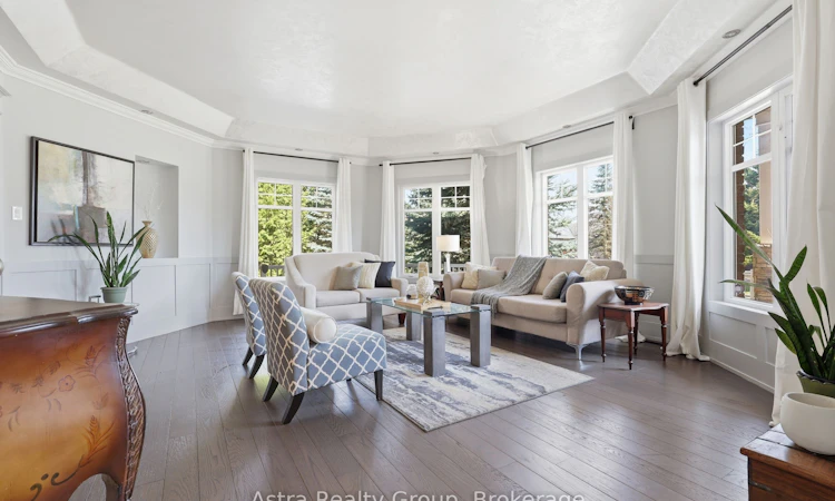 74 Kootenay Ridge