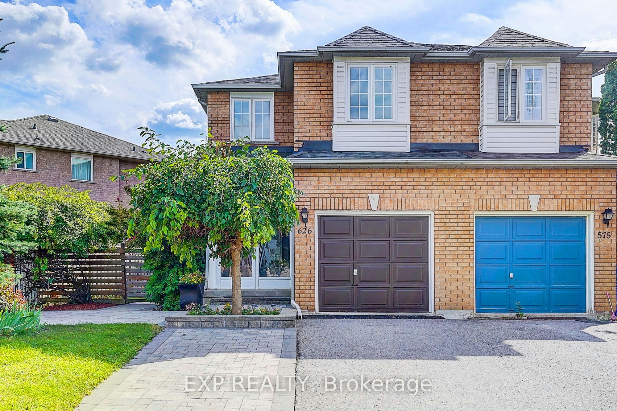 626 Walpole Crescent, Newmarket, ON, L3X 2B4