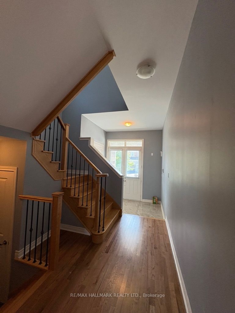 163 Inverness Way, Bradford West Gwillimbury, ON, L3Z 0W6 - 3