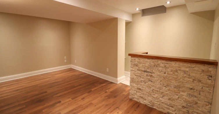 497 Ainsworth Drive E, Newmarket, ON, L3Y 8R6 - 17